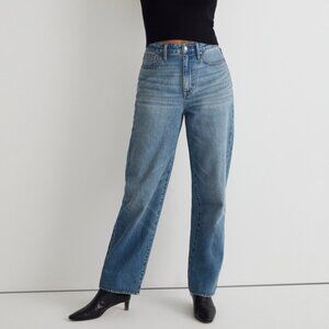 Madewell Curvy Baggy Straight Jeans in Letica Wash in 27